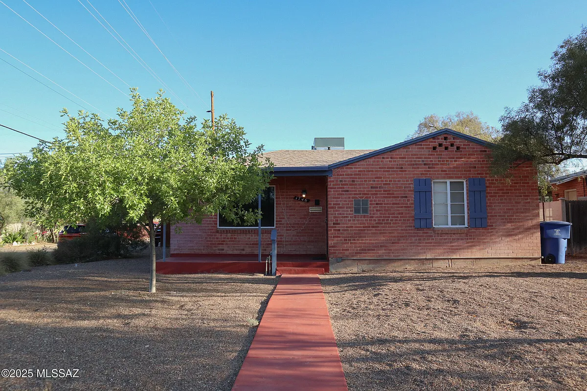 Building Photo - 1746 E Copper St