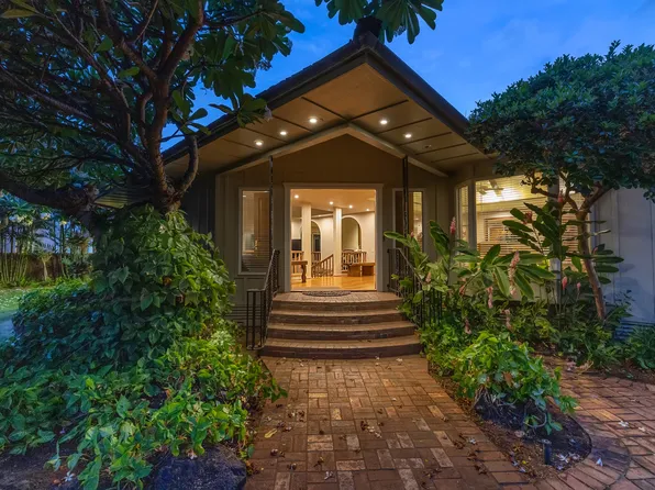 4840 Kahala Ave, Honolulu, HI 96816