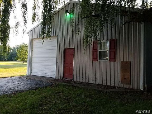 5th image of 1410 Sweeney St
