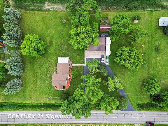 3rd image of 763 W Salzburg Rd