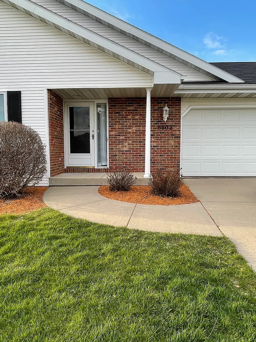Building Photo - 6502 Westin Dr
