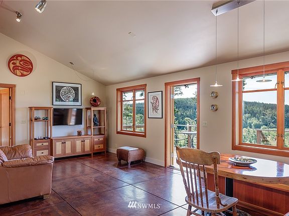 4th image of 4489 Mud Bay Road