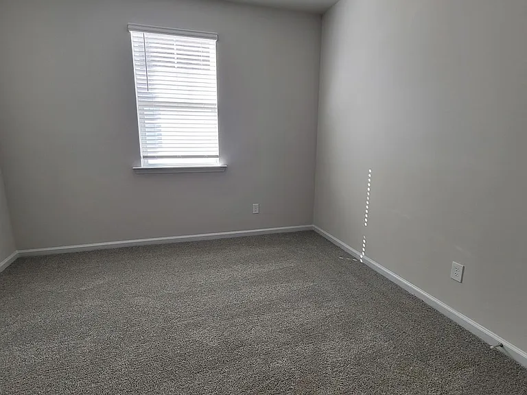 7136 Foxhollow Ln — Photo 19
