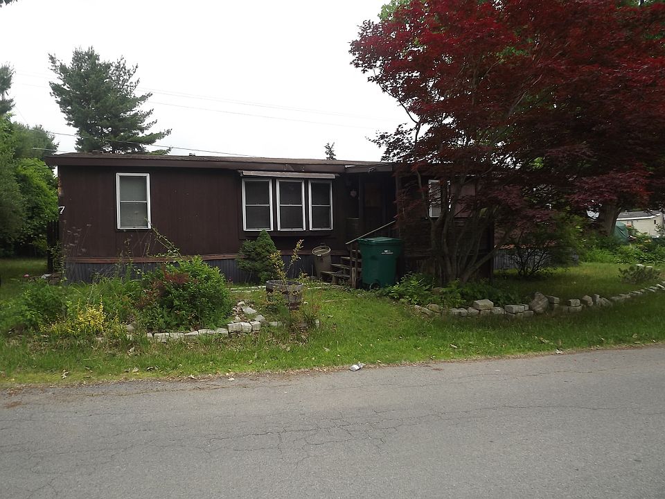 1st image of 7 Arbor Ave