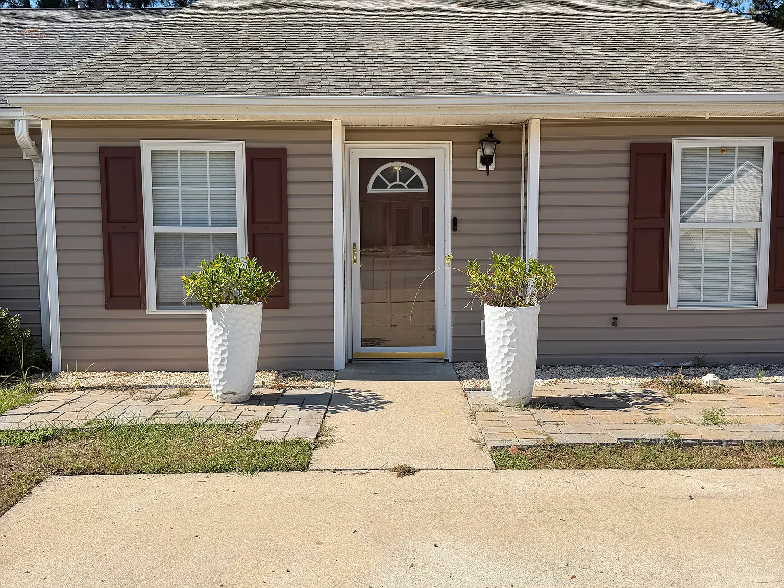 Dexter Ln, Charleston — Photo 1