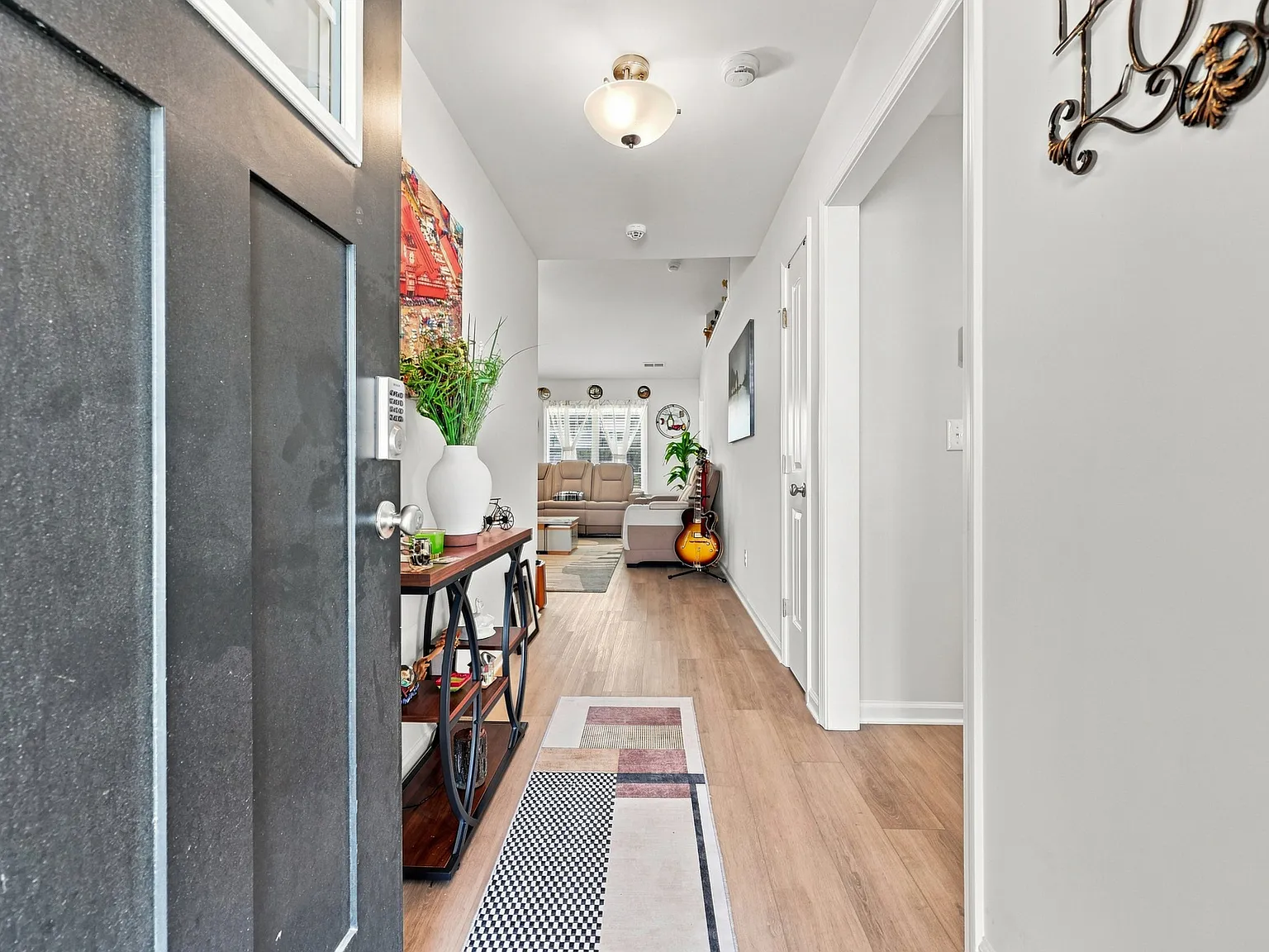 506 Woodside Drive - - — Photo 4