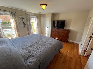 367 Franklin St APT 1, Braintree, MA 02184