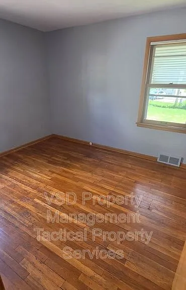 19268 Stafford Ave — Photo 17