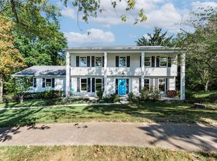 15019 Manor Creek Dr, Chesterfield, MO