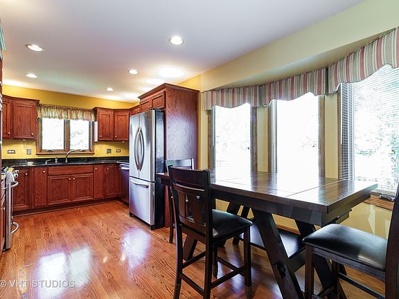 4th image of 16818 Shannon Ct