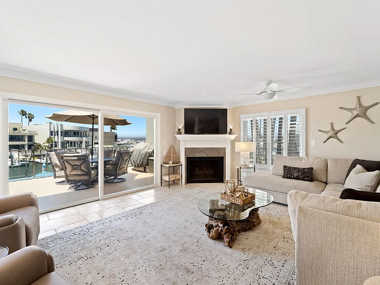 46 Antigua Ct — Photo 6