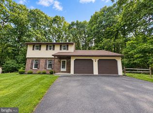162 Stitzer Rd, Fleetwood, PA 19522