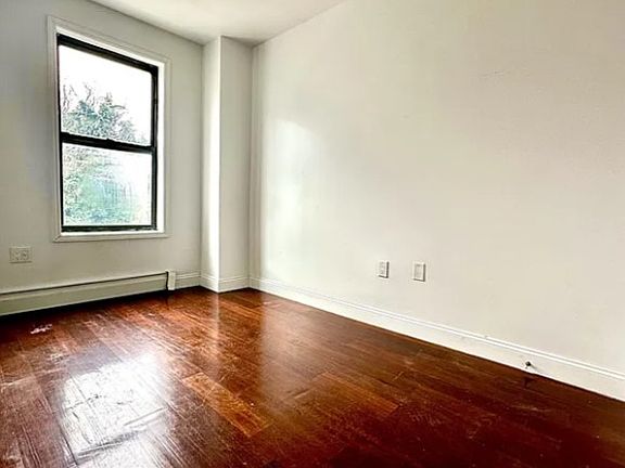 5th image of 428 E 134th St APT 2