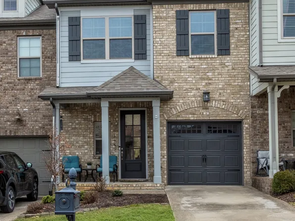 1449 Channing Dr, Thompsons Station, TN 37179