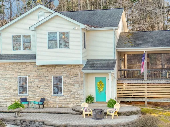 108 Pocus Point, Clarksville, VA 23927