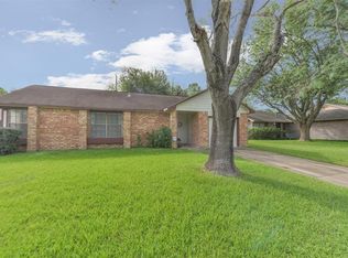 5031 Kleinway Dr, Houston, TX 77066