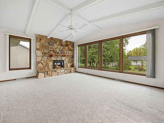 4th image of 5840 Rolling Ridge Rd