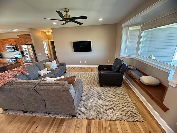 3rd image of 1755 Wood Duck Ln NE