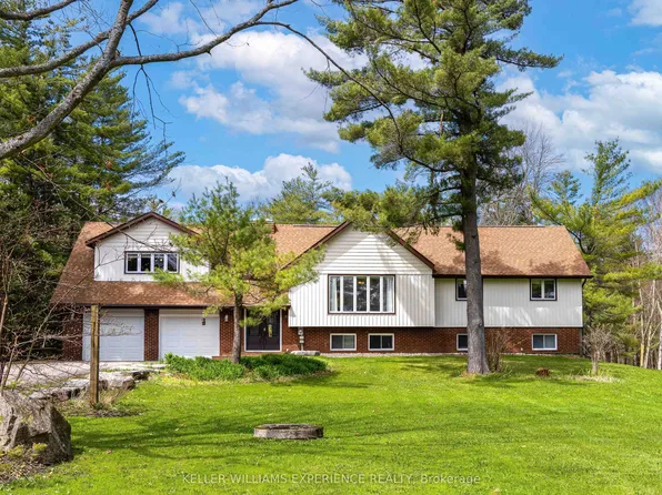 1936 Peninsula Point Rd, Severn, ON P0E 1N0