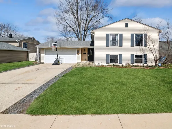 76 Vantroba Dr, Glendale Heights, IL 60139