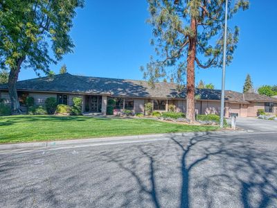 2409 W 3rd St, Madera, CA, 93637