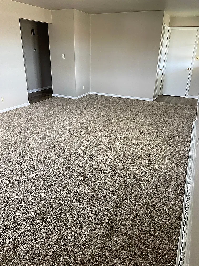 2 bed, 1400 sqft, $1,200 — Photo 4
