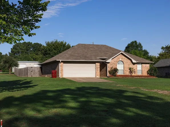 1635 Mansfield Rd, Paris, TX 75462