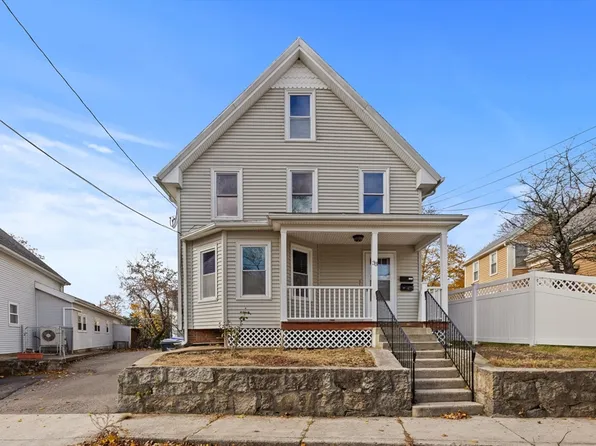 33 Chestnut St, Milford, MA 01757