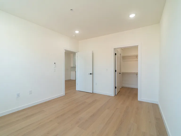 52 Wheeler Ave — Photo 10