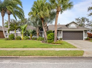1914 Glen Meadows Cir, Melbourne, FL 32935