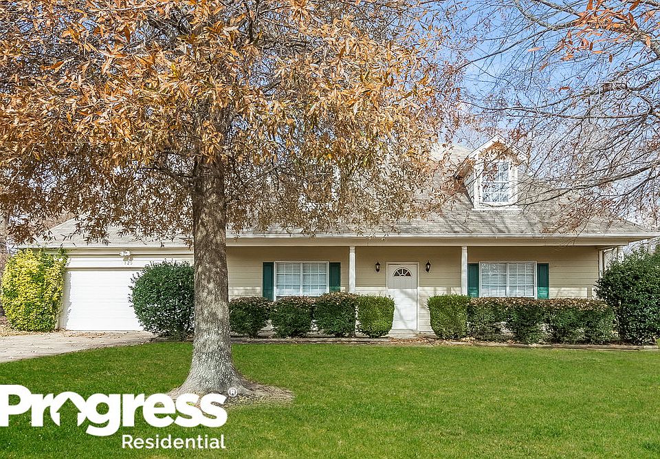 1st image of 125 Country Place Dr