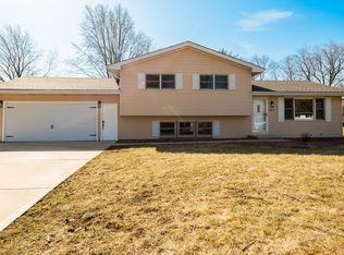822 Somerset St, New Lenox, IL 60451