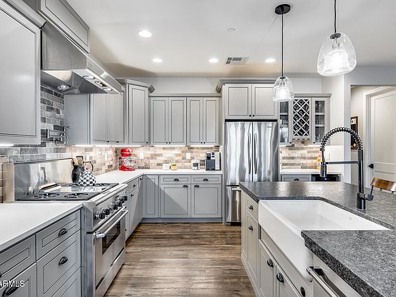 3rd image of 8425 W LOUISE Court