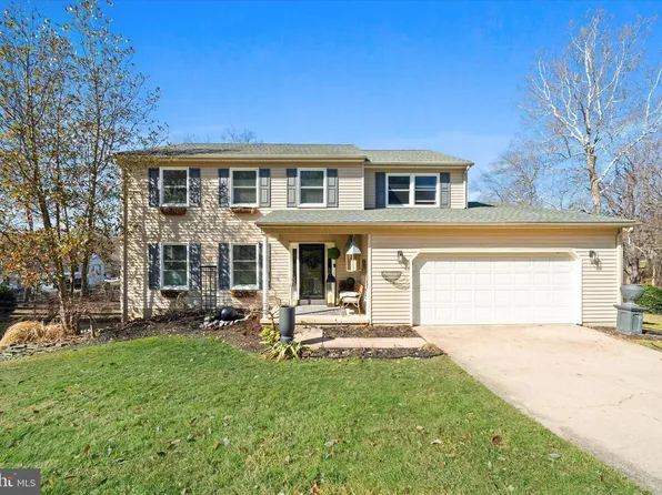 23 E Mill Station Dr, Newark, DE 19711