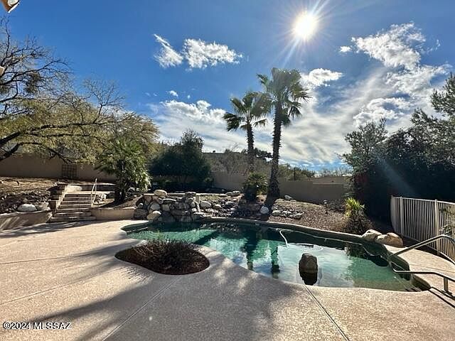 2nd image of 7906 N Porto Fino Cir