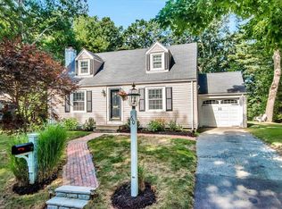 60 Macarthur Rd, Natick, MA 01760