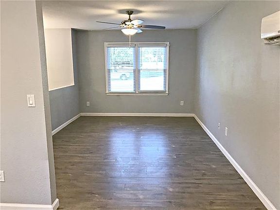 4th image of 811 Westbrook Dr