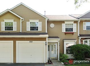 454 Ascot Ln, Streamwood, IL