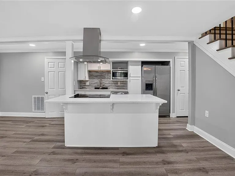 2982 Northbrook Dr — Photo 28