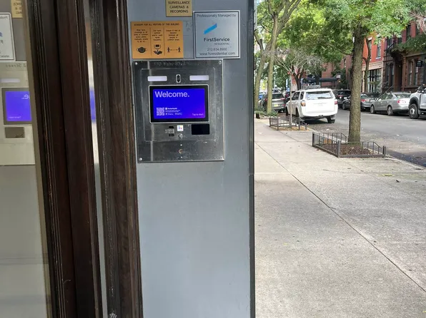 330 East 83rd Street image 5 of 20