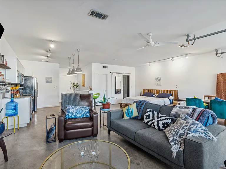 1111 S Akard St #210 — Photo 13