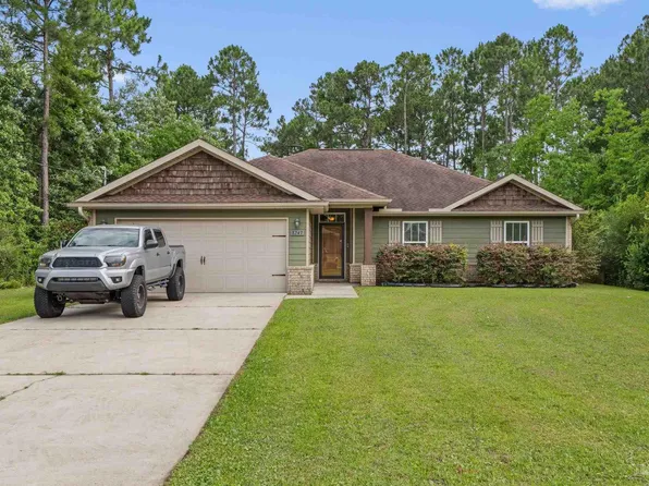 8247 Tavira St, Navarre, FL 32566