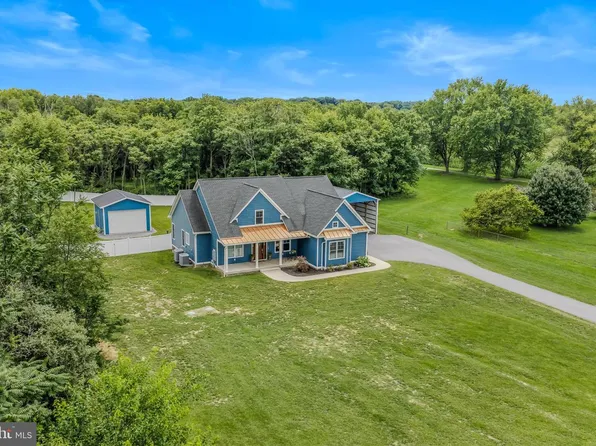 420 Winebrenner Rd, Martinsburg, WV 25404