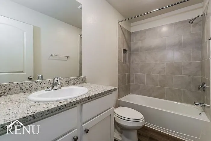 100 Stratton Ln — Photo 12