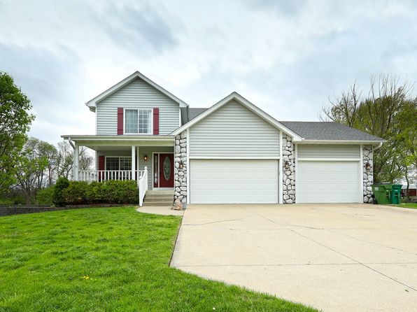 12032 NW 114th Ln, Granger, IA 50109