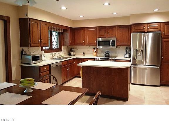 2nd image of 10625 Rockwood Dr