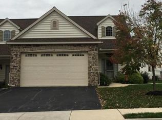 8 Pfautz Cir, Elizabethtown, PA 17022