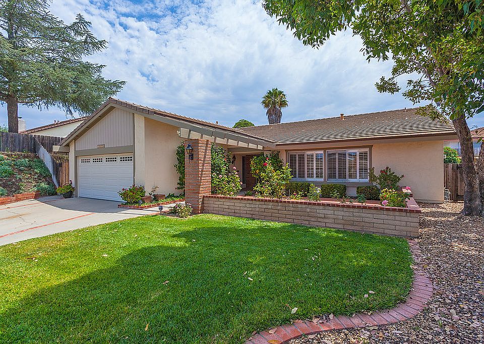 1st image of 16975 Alondra Dr