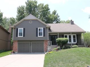 6418 McCoy St, Shawnee, KS 66226