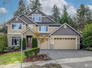 16637 NE 40th Ct, Redmond, WA